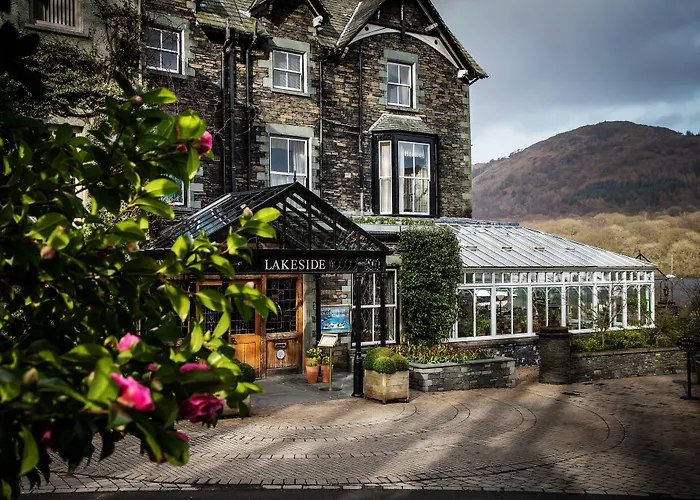 Lakeside Hotel And Spa